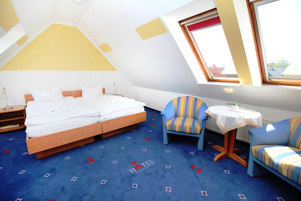 Hotel Pension Kirschstein Wolgast Extérieur photo
